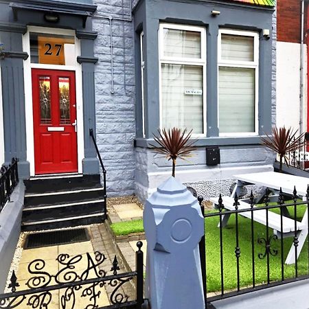 Q - Accommodation Blackpool Bagian luar foto