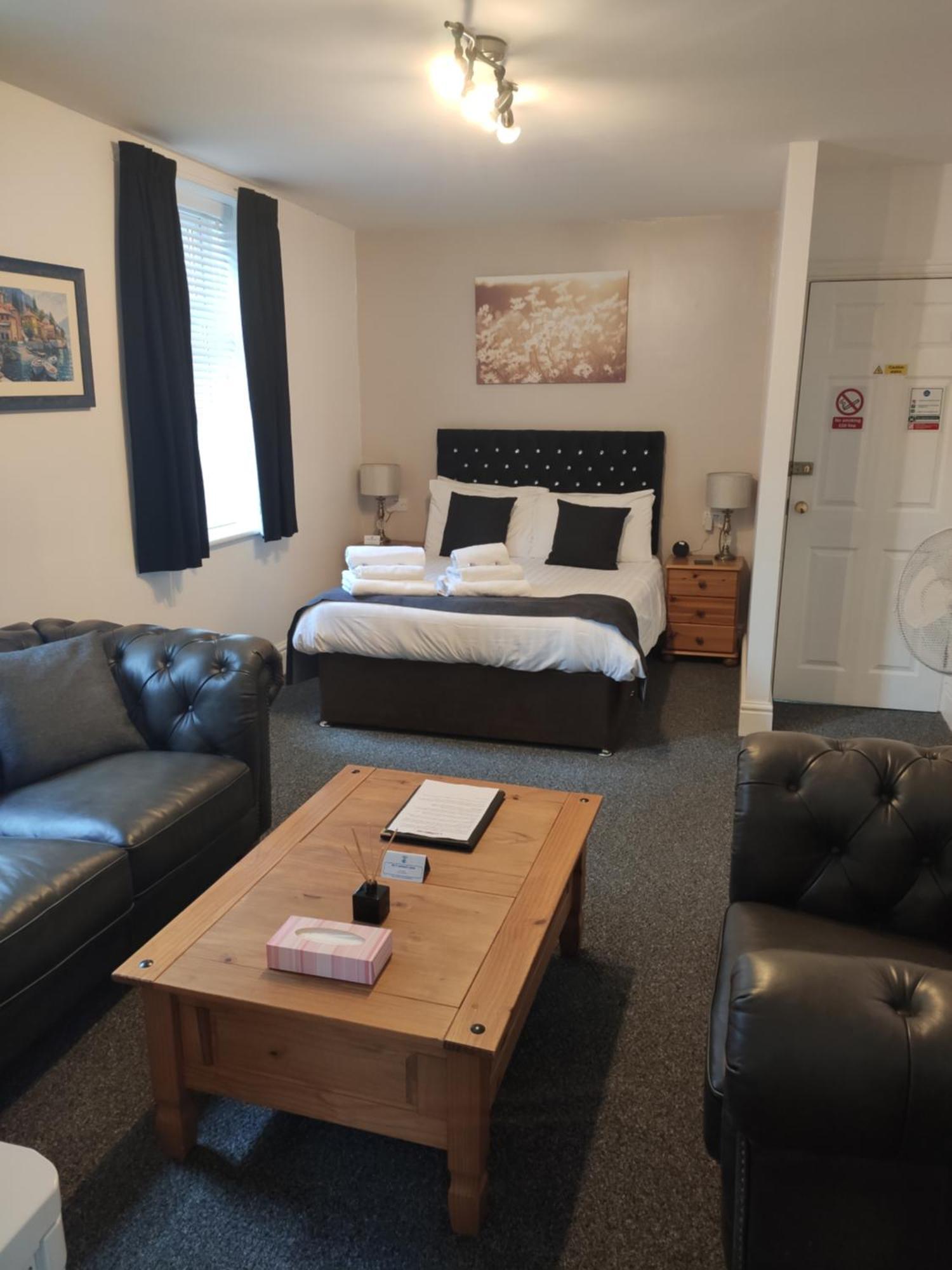 Q - Accommodation Blackpool Bagian luar foto